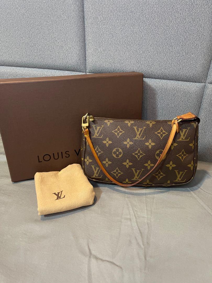 💯Original LV Pochette Monogram, Luxury, Bags & Wallets on Carousell