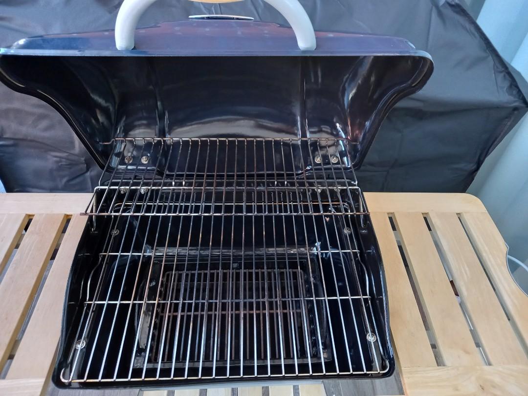 Outback Omega Charcoal Grill, TV & Home Appliances, Kitchen Appliances