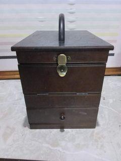 Php1000 Vintage Wooden Jewlery Box/small cabinet with adjustable mirror
Size when open - 19.5 inches height, 8 inches x 11 inches dimension
Size when closed - 8.5 inches x 11.5 inches x 8 inches