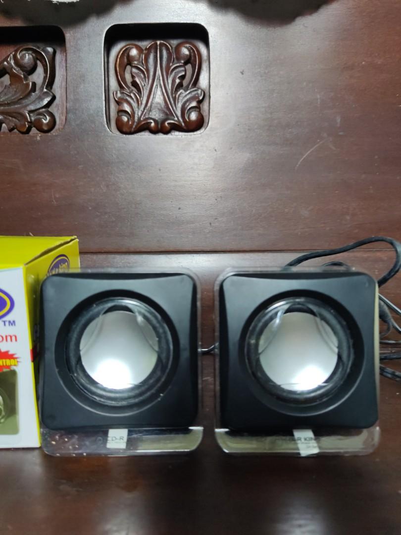 Pre-loved mini speaker (Category: Soundbars, Speakers & Amplifiers) located in Quezon City. Submitted by iammaangel (Listing ID 1168871099, Image 2). Description: USB powered mini speaker.