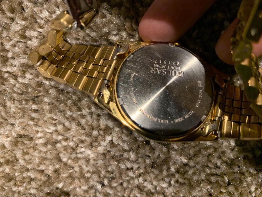 Pulsar watches black and gold store