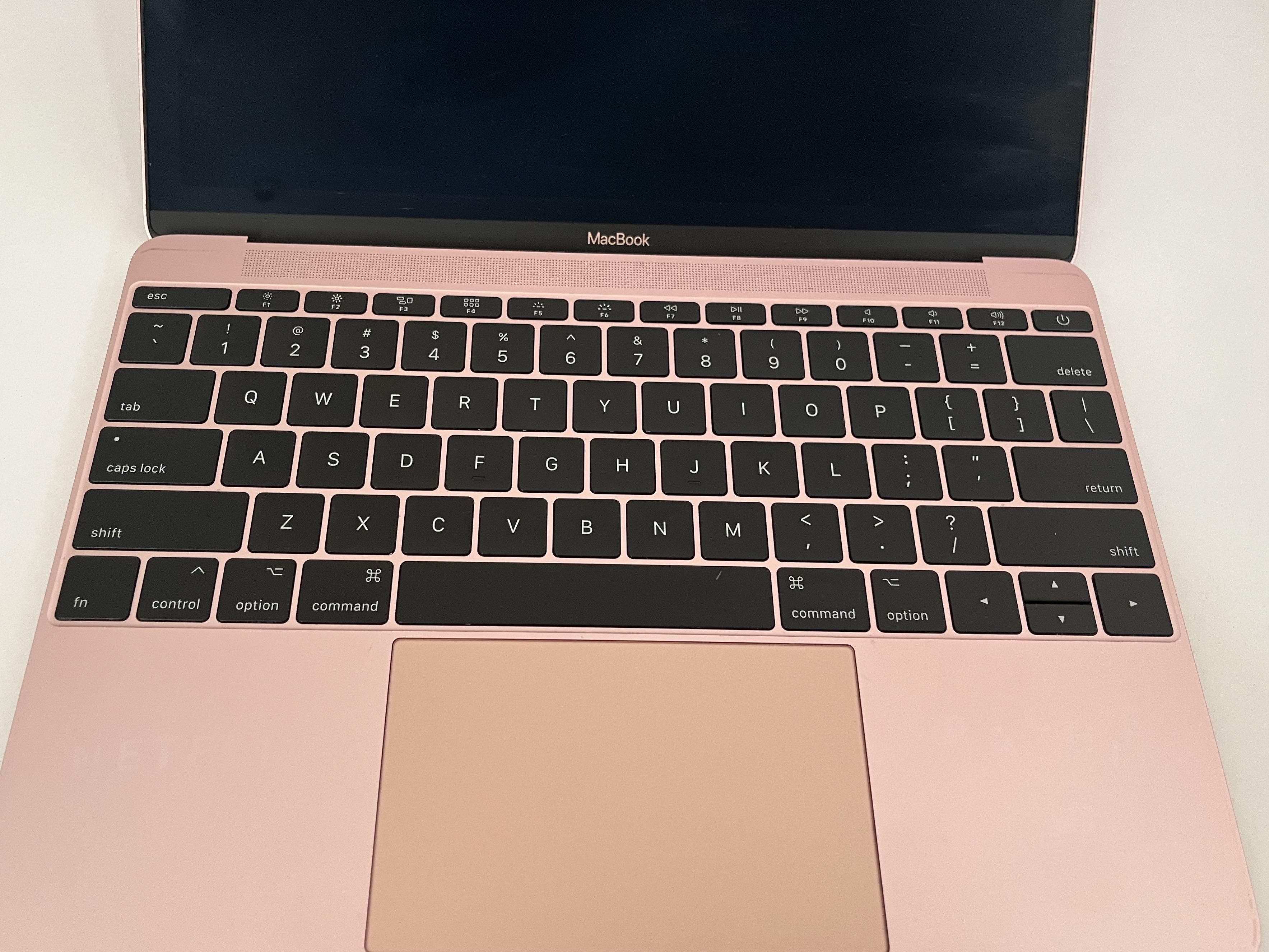 12-inch MacBook 1.2GHz dual-core Intel Core m3 - Rose Gold