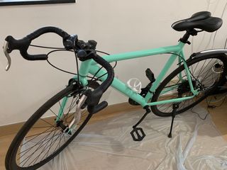（分類：）位於 。 由 louischow201 提交（商品編號 1168931924，圖片 1）。簡介： 。