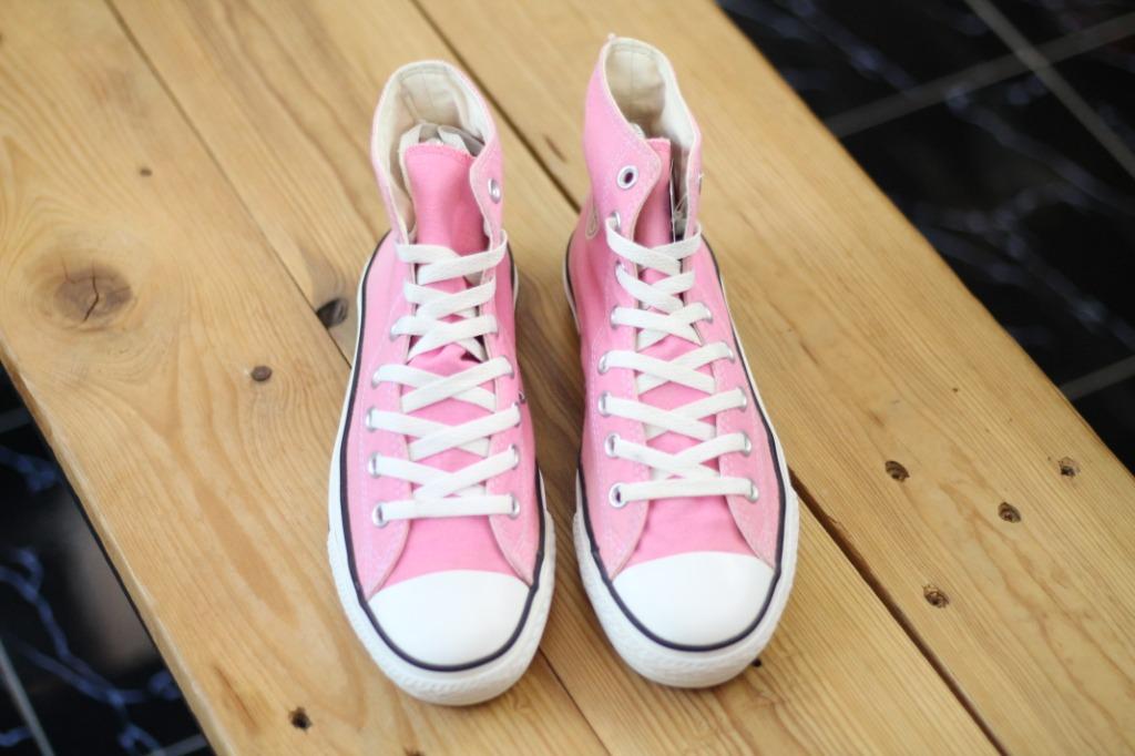 Size 6.5 UK 39.5 EUR Original CONVERSE High Cut Shoes