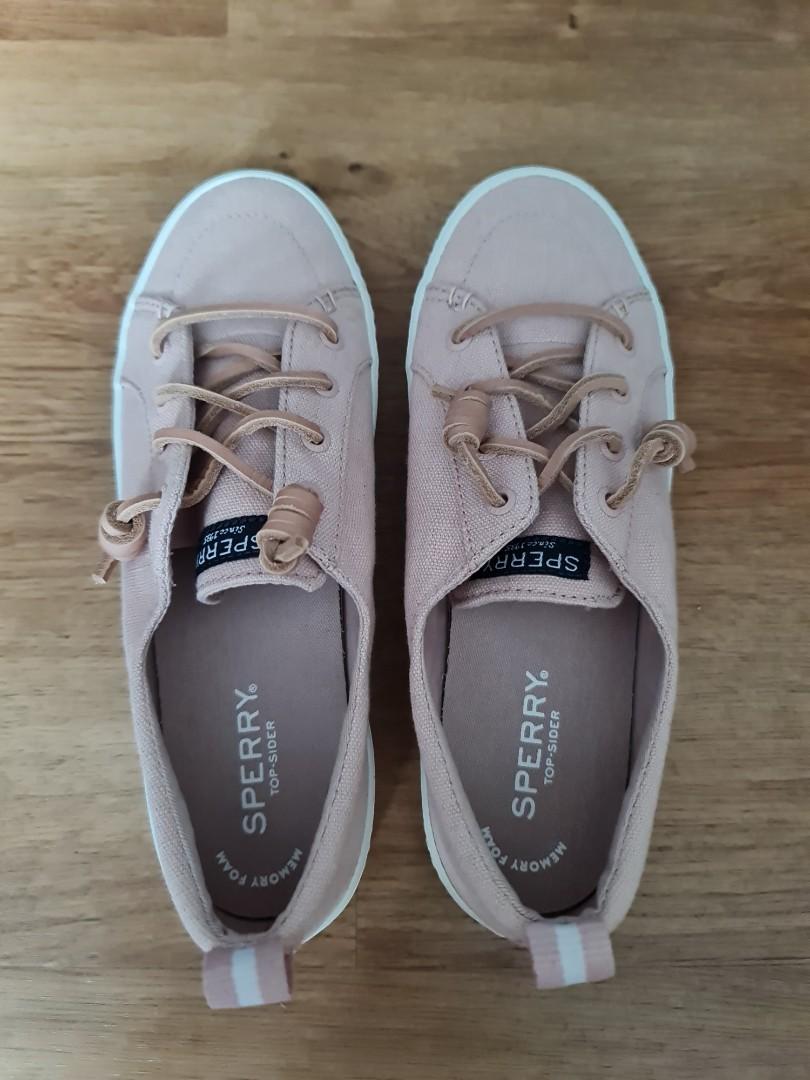 Sperry Sneakers