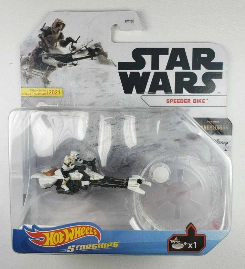 Star Wars Mandalorian Hot Wheels White Speeder Bike with Biker Scout Trooper