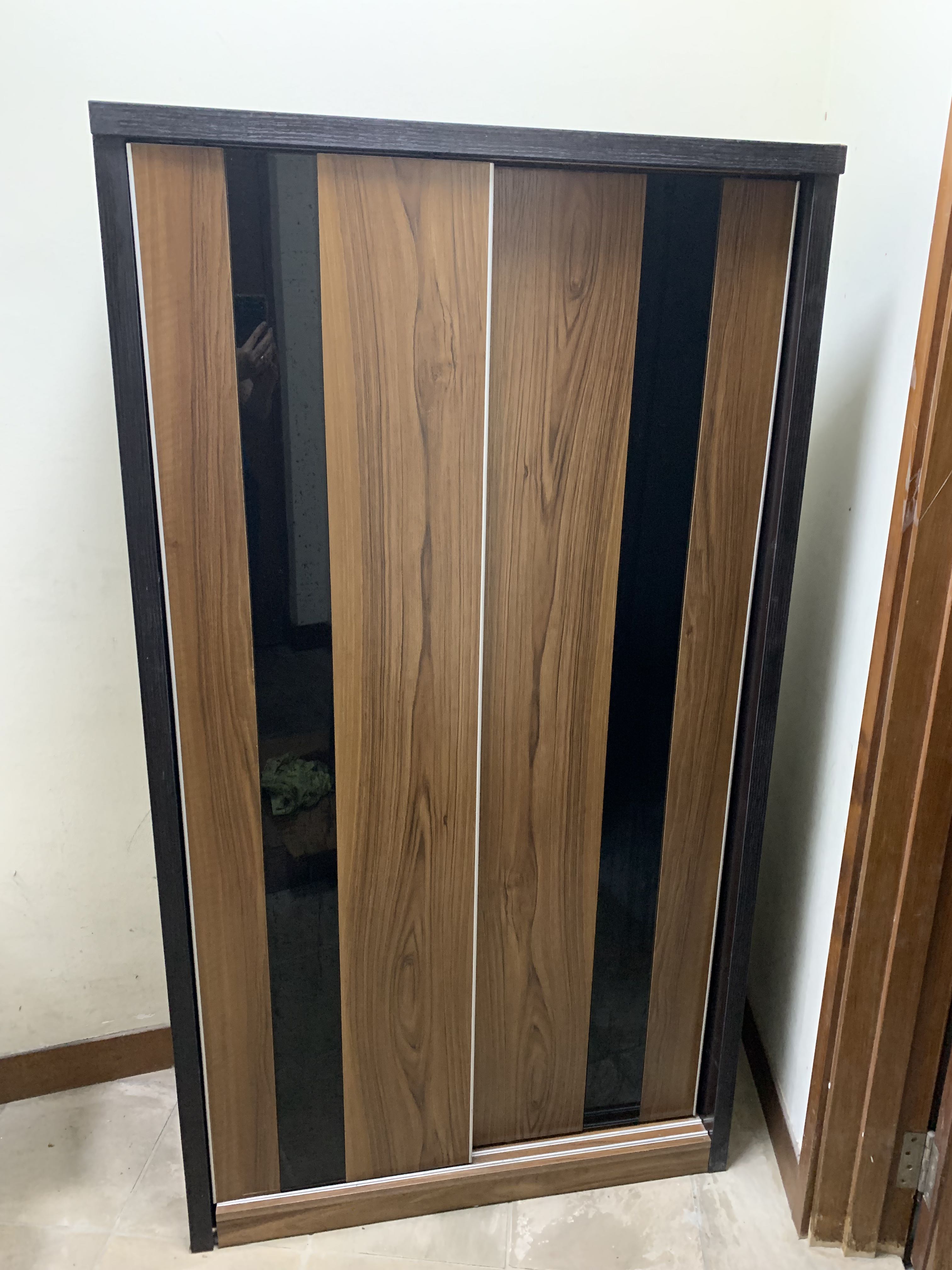 Tall shoe with sliding doors, Furniture & Home Living