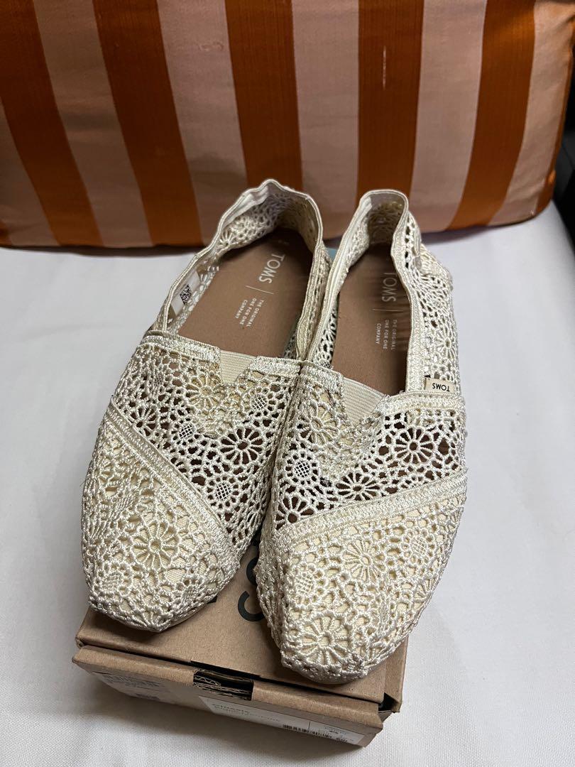 Toms crochet flat store shoes