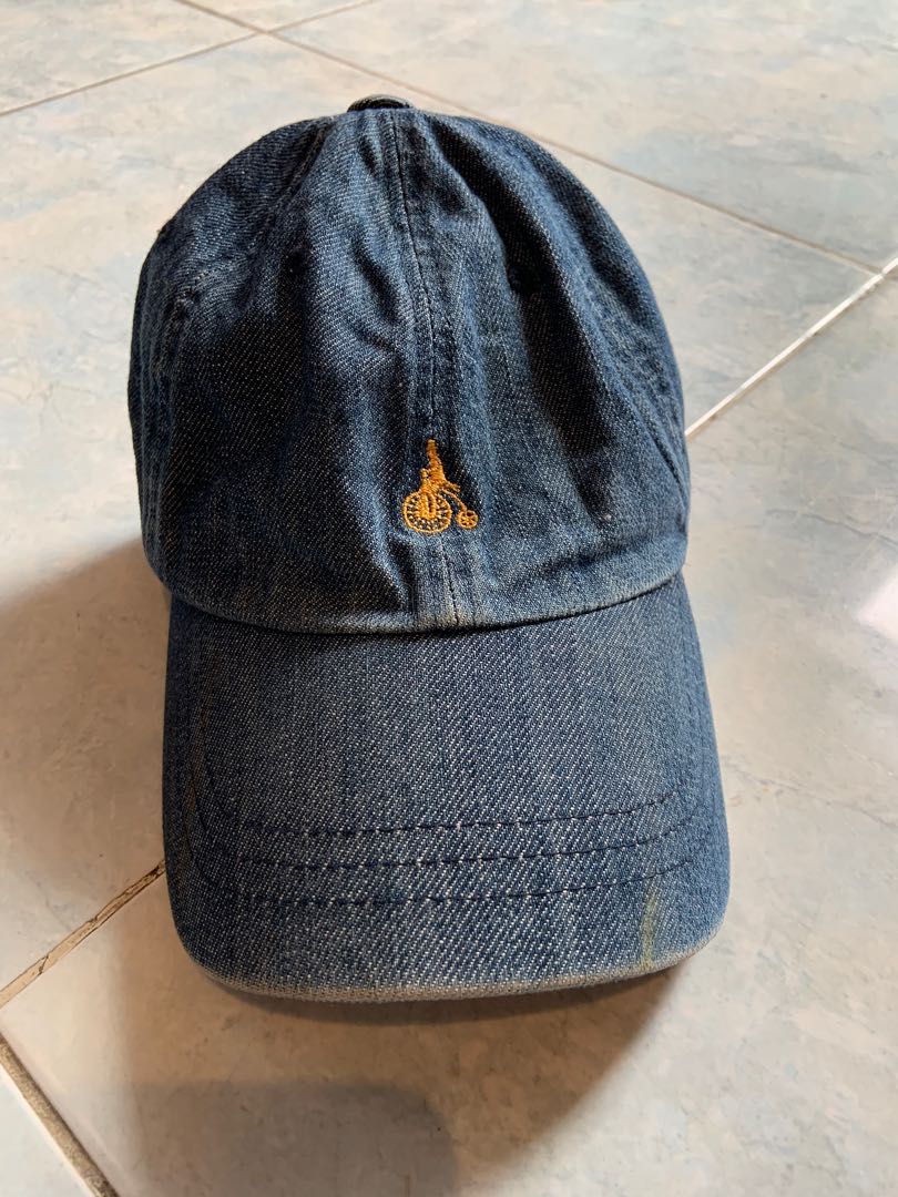 topi bean pole jeans on Carousell