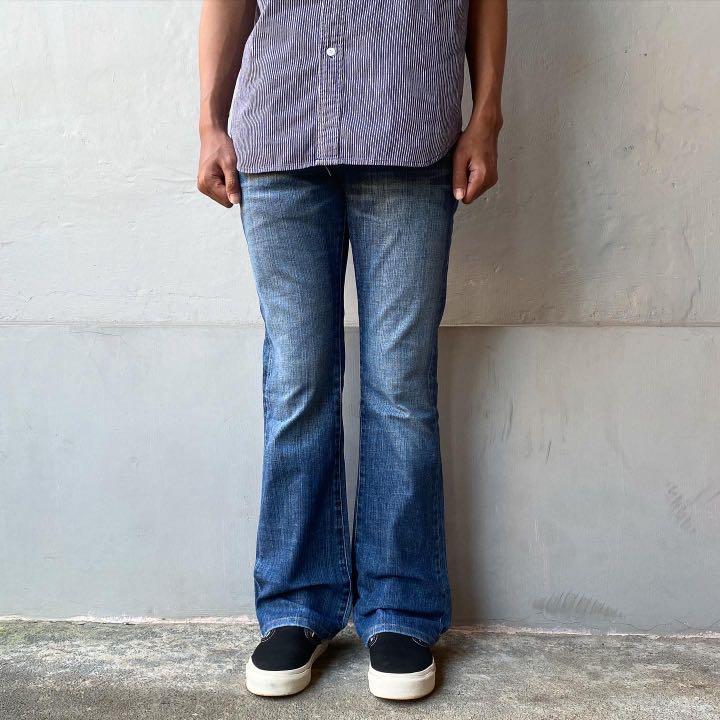 UNIQLO BOOTCUT JEANS, Fesyen Pria 
