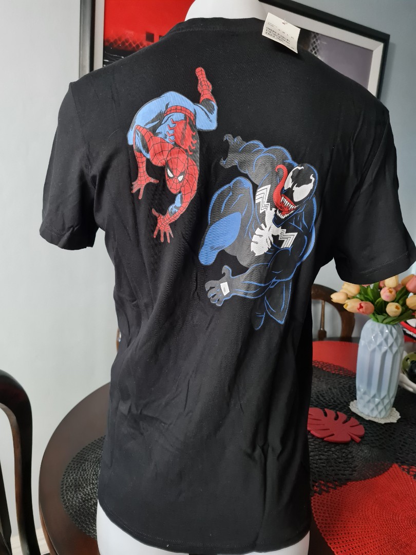 helgen domæne Faktisk Unisex H&M Marvel Spider-man x Venom shirt, Men's Fashion, Tops & Sets,  Tshirts & Polo Shirts on Carousell
