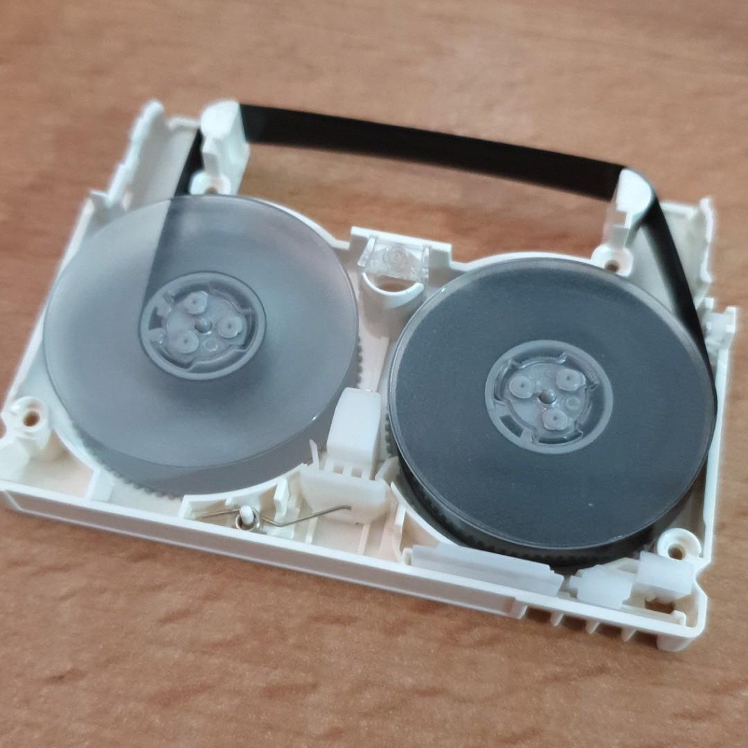 VIDEO Tapes !! Convert your VHS,VHSC and Mini DV tapes to mp4 format