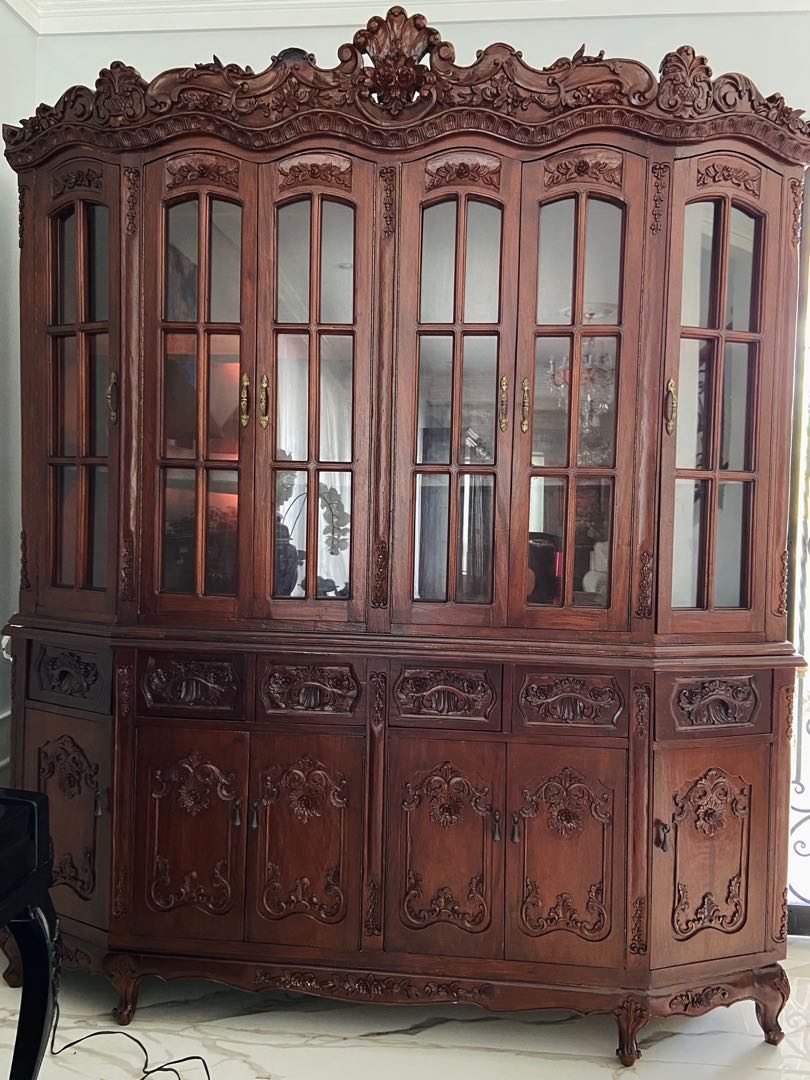 Vintage NARRA display Furniture & Home Living, Furniture