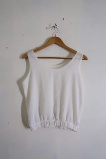 (Category: ) located in . Submitted by revive.thrift (Listing ID 1168936220, Image 1). Description: .