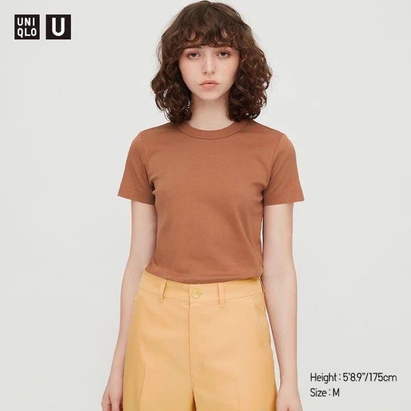 Uniqlo Womens T-Shirts & Tops  Women AIRism Scoop Neck Short Sleeved T-Shirt  Brown > Iniziative Immobiliari