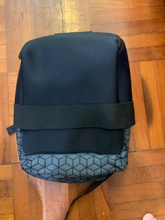 （分類：）位於 。 由 ijk222 提交（商品編號 1168930047，圖片 1）。簡介： 。