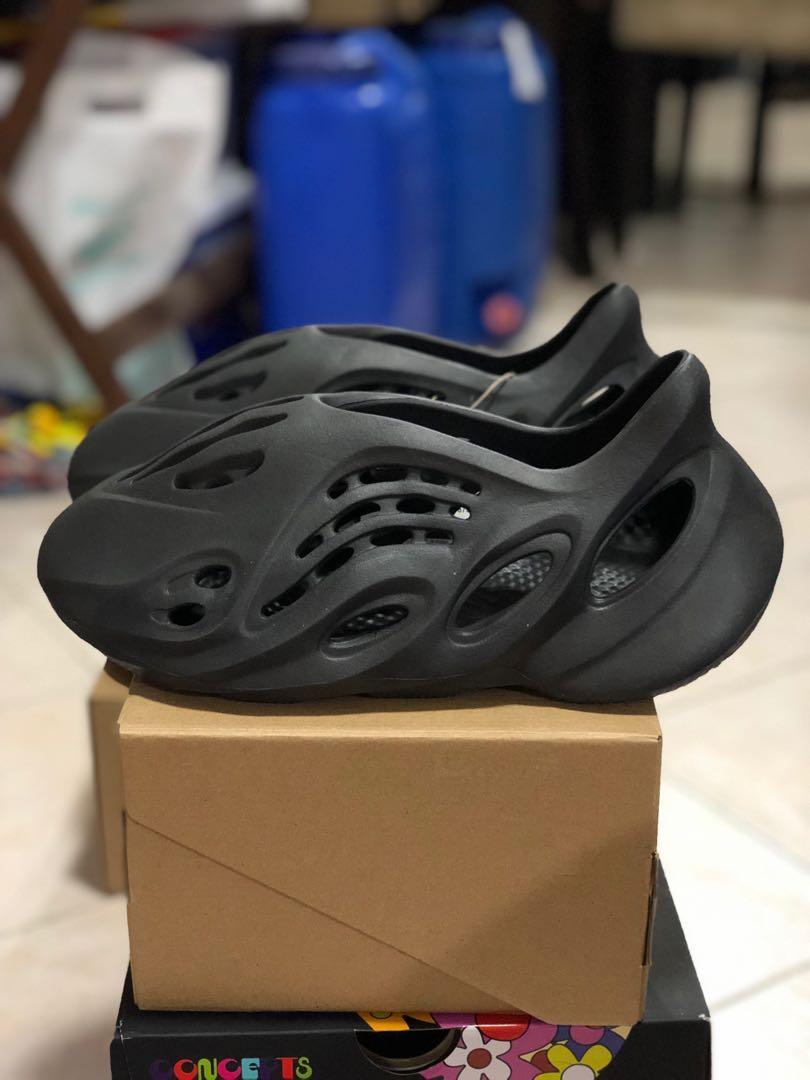 yeezy foam runner olx