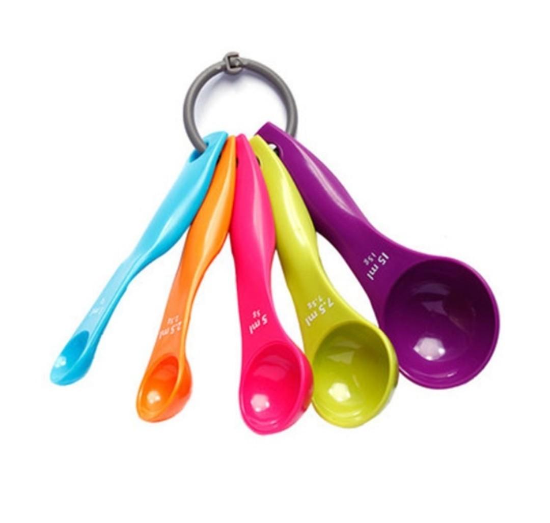 5 pcs Set Measuring Spoon (Category: Other Kitchenware & Tableware) located in Quezon City. Submitted by maica.store (Listing ID 1169199264, Image 2). Description: *PICKUP LOCATION: Brighton 6, Lancaster New City, General Trias, Cavite. *All listings are on hand and ready for pickup. *PAYMENT via GCash..