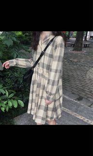 韓版復古格子學院長袖翻領女