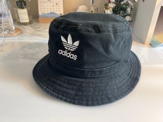 （分類：）位於 。 由 sellingstuffhaha 提交（商品編號 1169047694，圖片 1）。簡介： 。