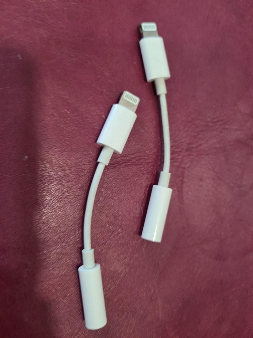 Apple iPhone Lightning to 3.5mm adapter 