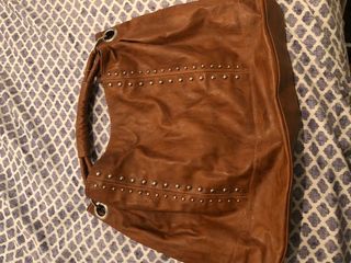 (Category: ) located in . Submitted by gloridc (Listing ID 1169234727, Image 1). Description: .