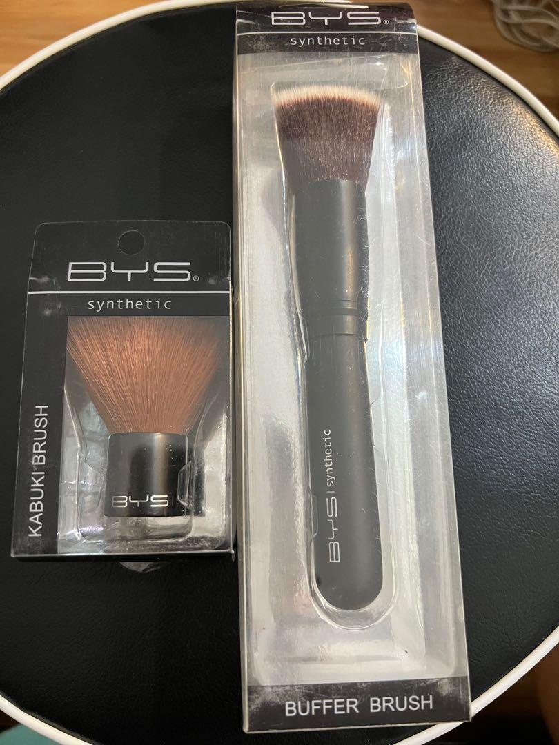 Buffer Brush and Synthetic Kabuki Brush Bundle (Category: Makeup) located in Las Pinas. Submitted by whoshotcupid (Listing ID 1169047023, Image 1). Description: Brand New Brushes. RFS: Decluterring.