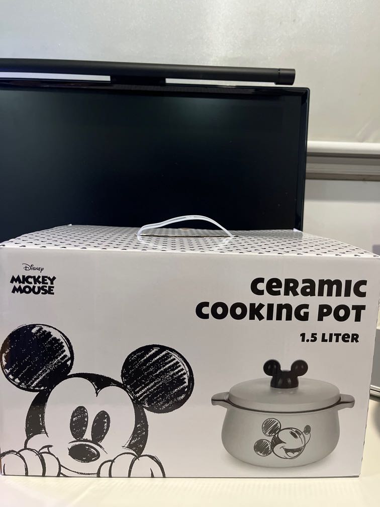 mickey mouse crock pot set