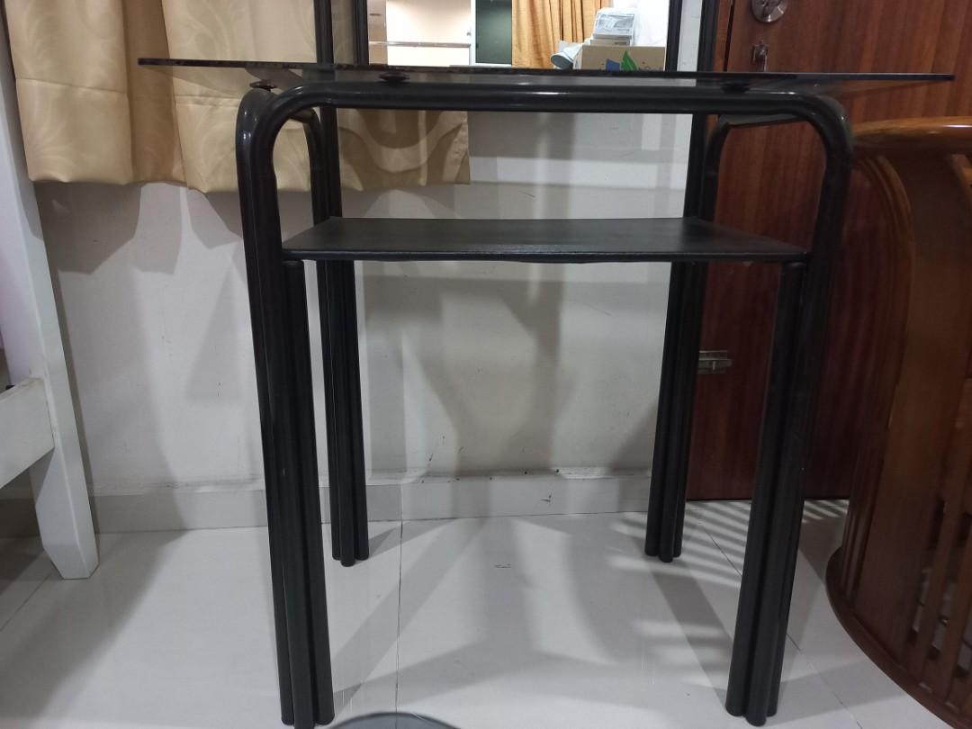 Dressing table (Category: Other Home Furniture) located in Subang Jaya. Submitted by limyenli (Listing ID 1169190859, Image 2). Description: Dressing table. Self pick up only with own vehicle. Location: Putra Heights.