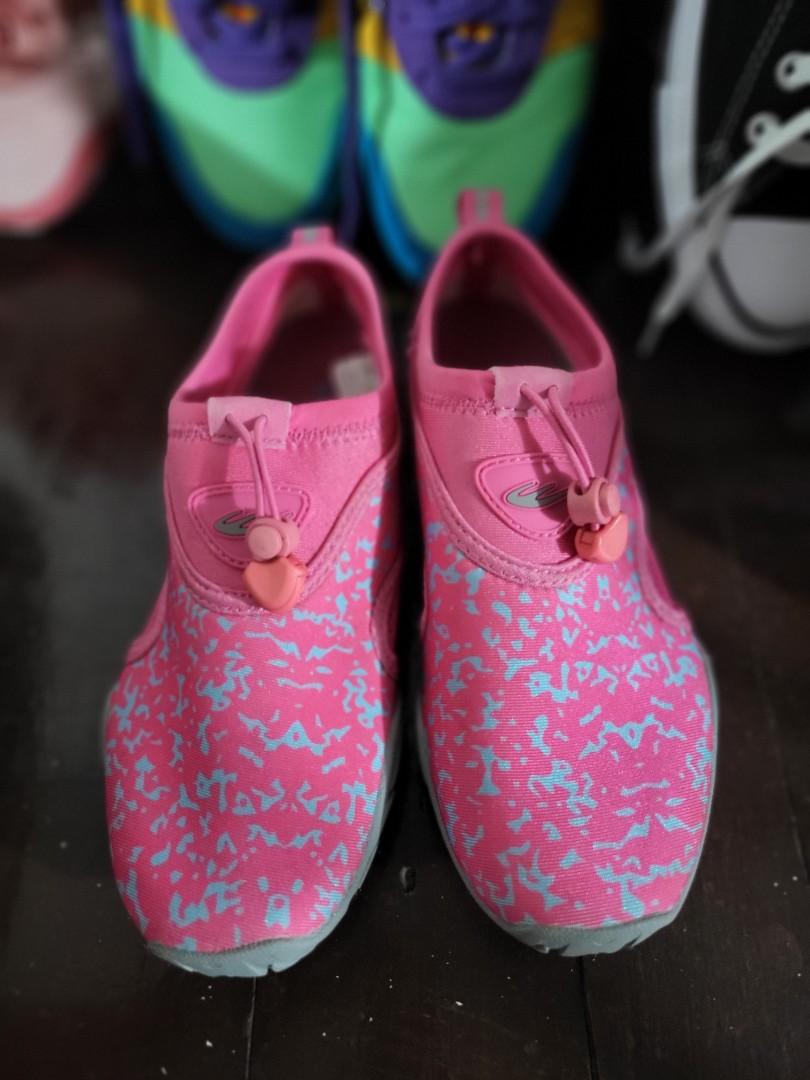 Aqua shoes world balance new arrivals