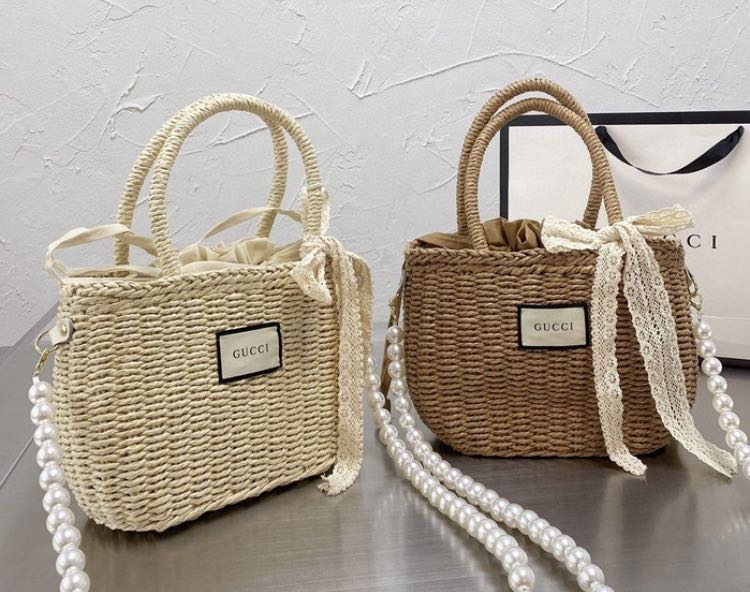 Woven sales gucci bag
