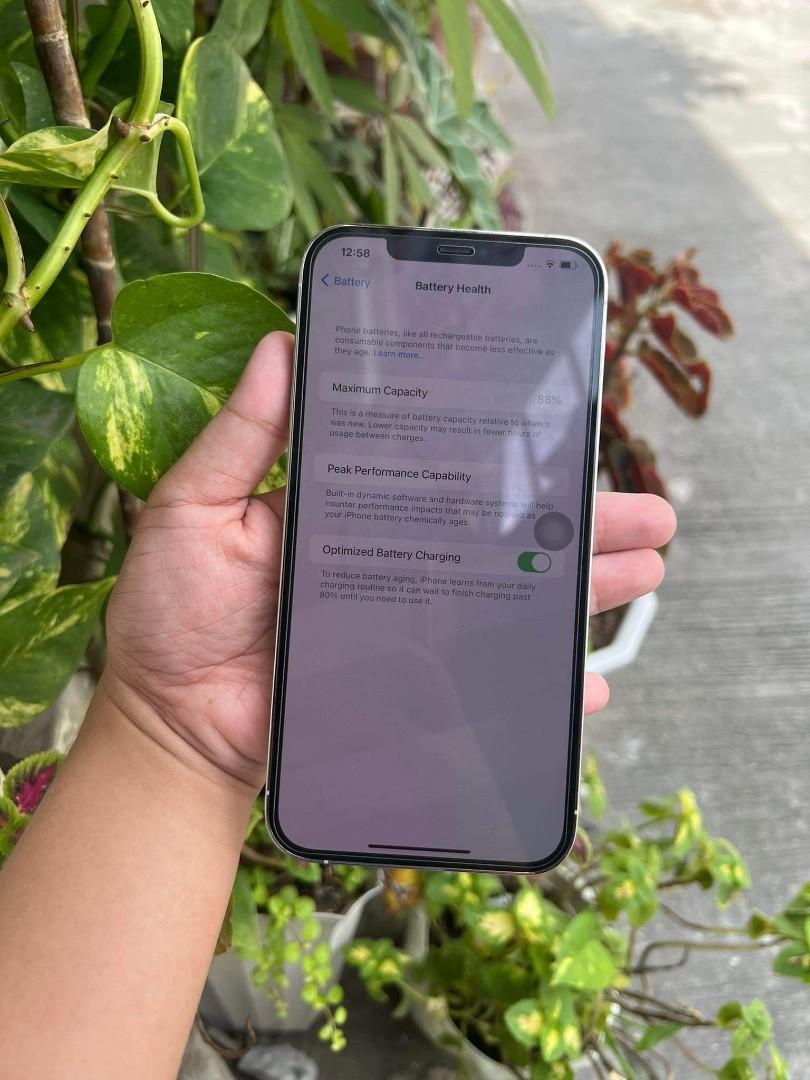 IPHONE 12PROMAX 512GB (Category: iPhone 12 Series) located in Caloocan City. Submitted by ombretedaniellemariz.deer (Listing ID 1169092519, Image 3). Description: For sale/swap your? Add cash lower unit. Iphone 12promax 512GB Globelocked 88%Battery health 100% smooth No issue Complete package same imie box, cord, case Selling Price : 47,500 Open for swap Location : North caloocan/fairview Meet up only para iwas scam! Pwede din door to door ko, ad