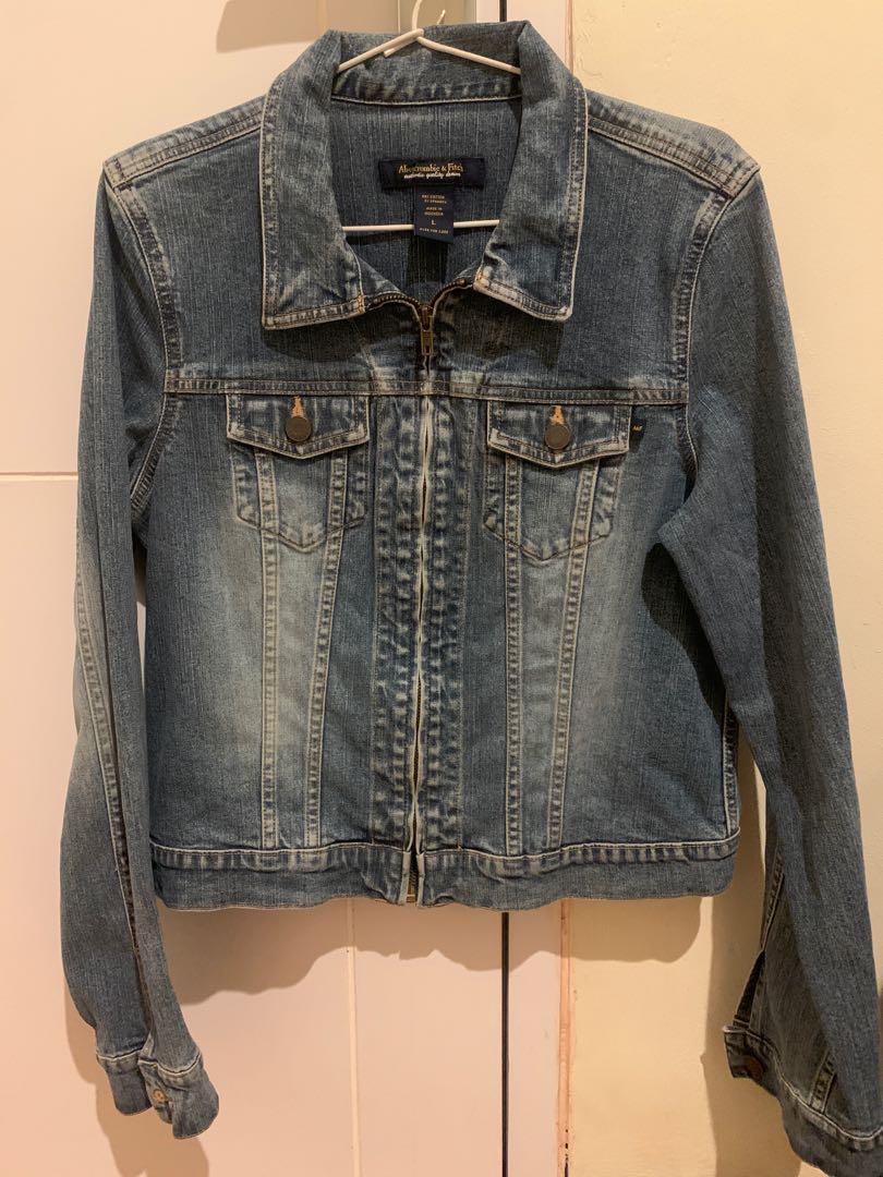 Jaket deals denim branded