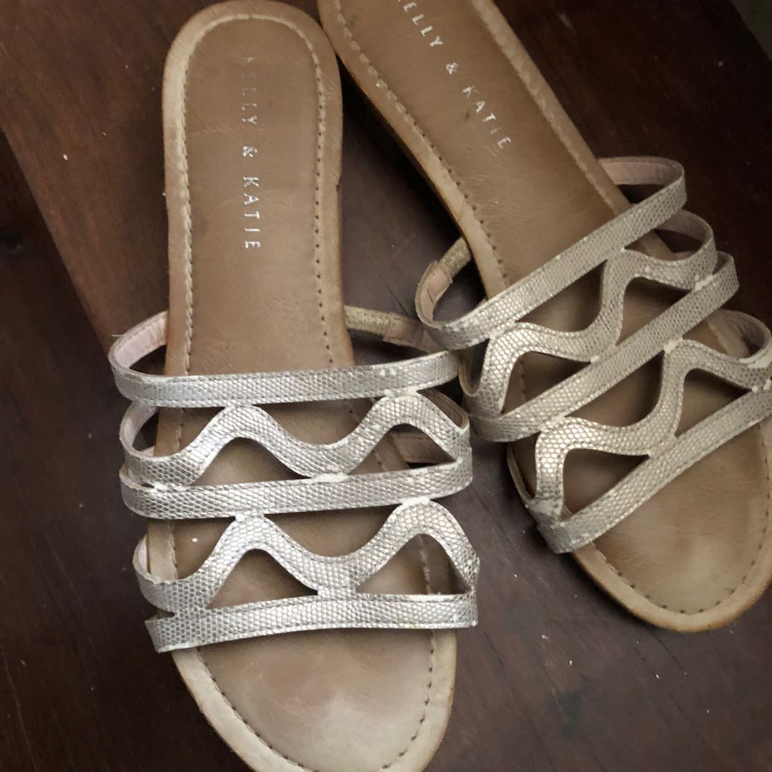 Kelly and discount katie flat sandals