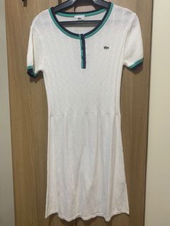 (Category: ) located in . Submitted by yourthrifttherapy (Listing ID 1169114030, Image 1). Description: .