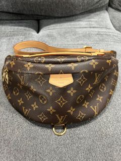 LOUIS VUITTON Bumbag Noir M43644 Monogram