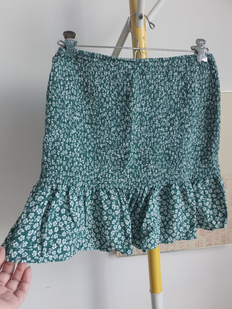 Green on sale skirt h&m