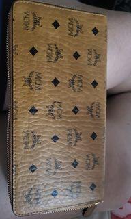 Mcm wallet