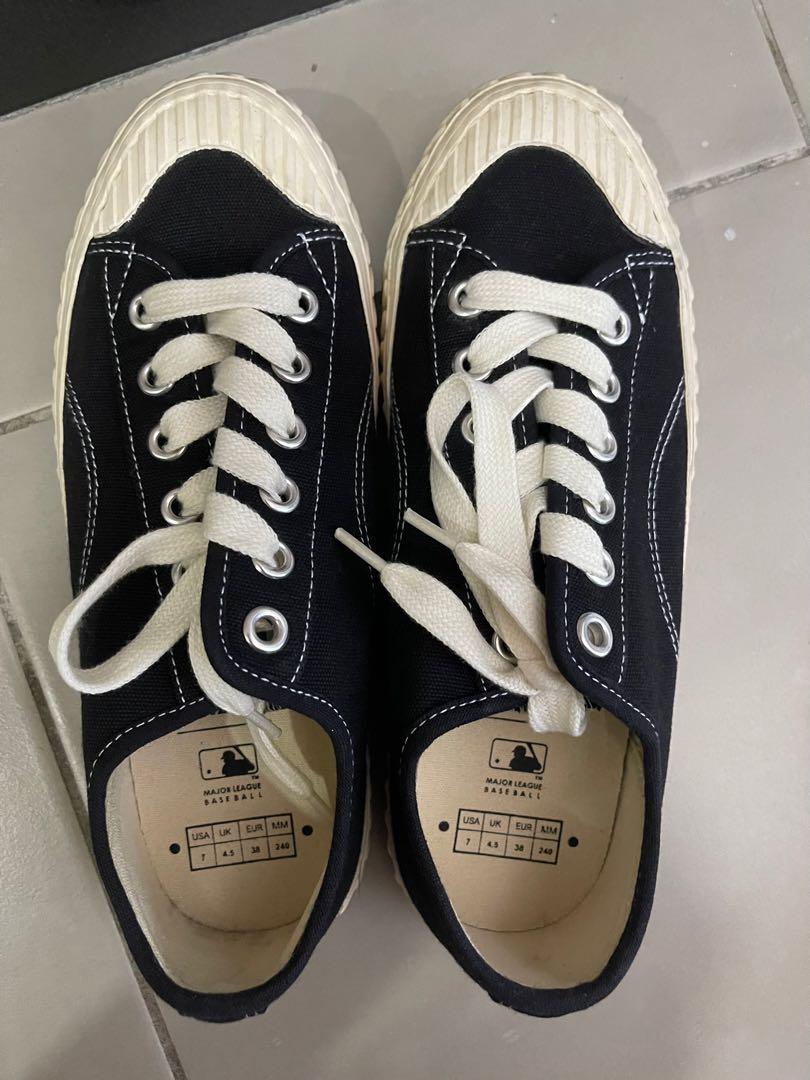 converse baseball shoes Cinosural International School