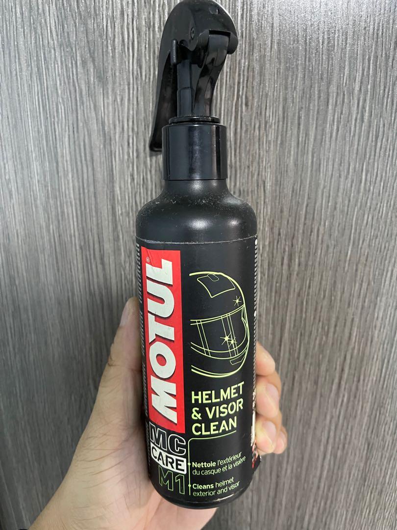 Motul m1 helmet & visor best sale cleaner