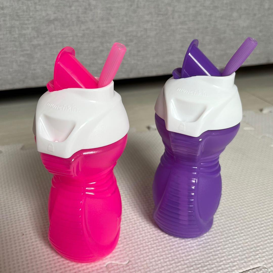 Munchkin straw cup (12m+) (Category: Weaning & Toddler Feeding) located in Quezon City. Submitted by selling.thingzzz (Listing ID 1169166465, Image 3). Description: 📌 250 each 📌 used once, good as new 📌 bought for 400 RFS: not for my baby, nahihirapan siya magsip .