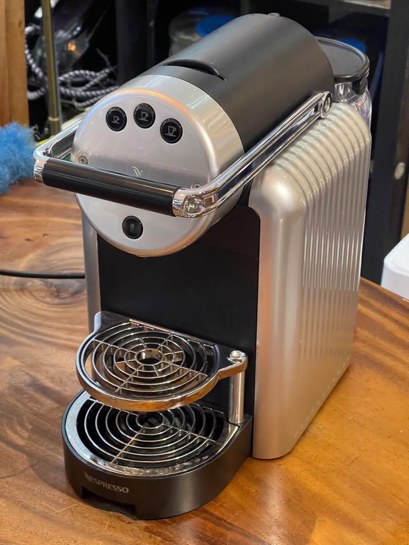 Nespresso Zenius Machine, TV & Home Appliances, Kitchen Appliances