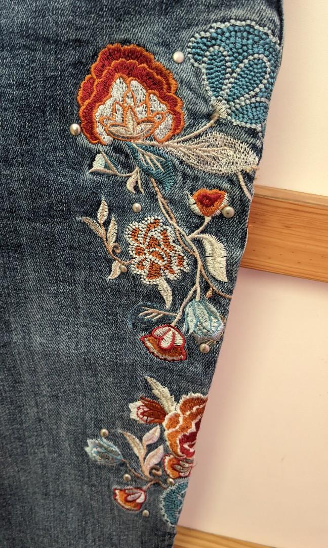 NEW LOOK Skinny Ankle Grazer Embroidered Jeans Women s Fashion Bottoms Jeans Leggings on Carousell