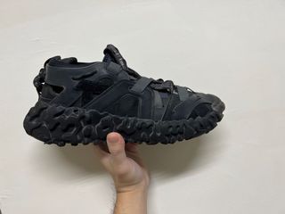 由 monogray (刊登 ID 1169072801，圖片 1) 提交，位於 的 (類別：)，說明：。