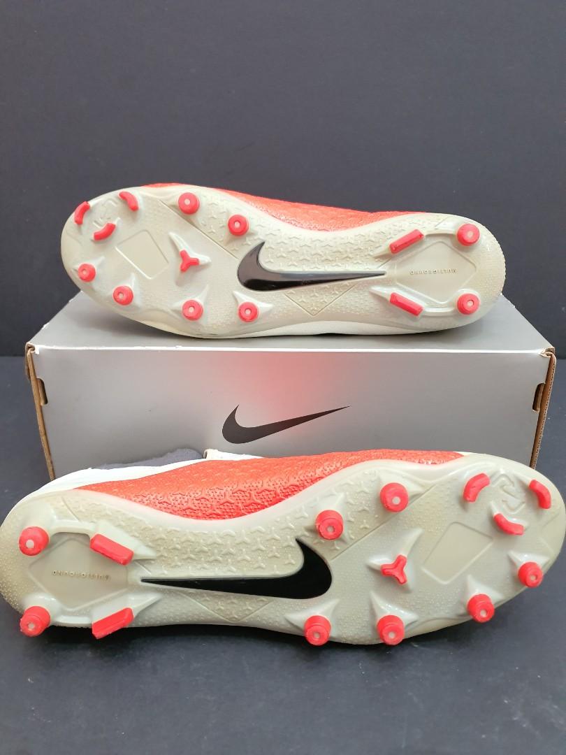 nike phantom vsn ghost