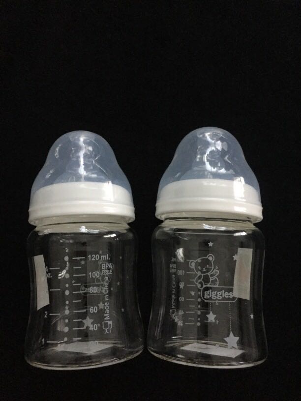 Giggles glass online feeding bottle