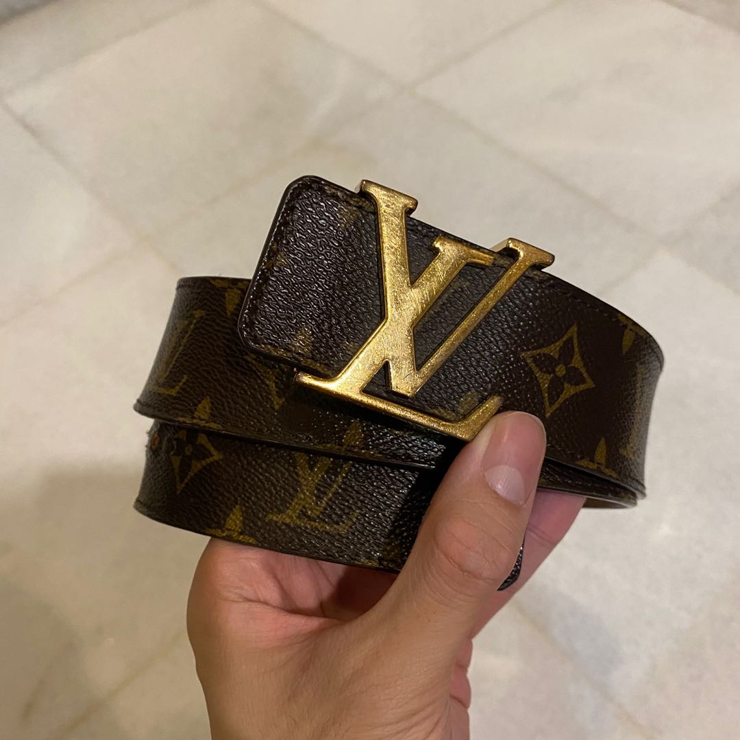 Louis Vuitton Double Sided Men's Black Belt, Men's Fashion, Watches &  Accessories, Belts on Carousell