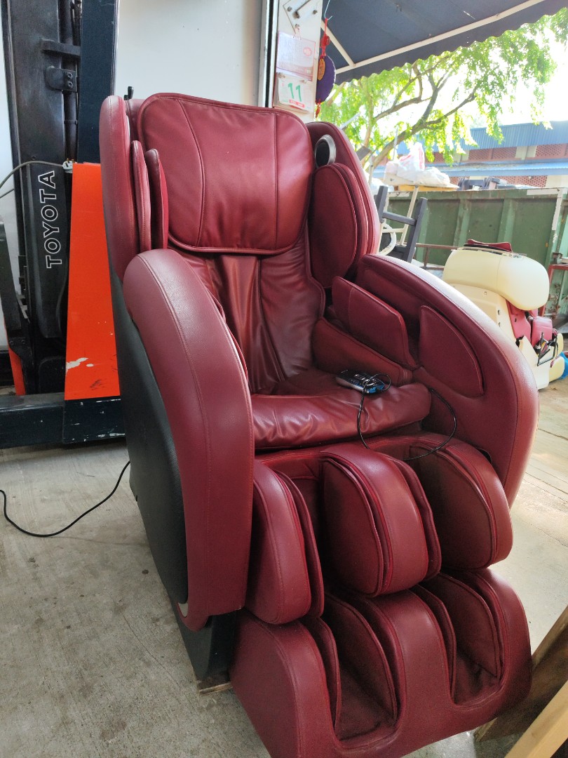Oto elite et 01 massage chair Furniture Home Living Furniture