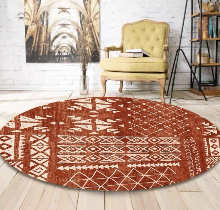 PO Large round carpet/rug, Furniture & Home Living, Home Decor, Carpets