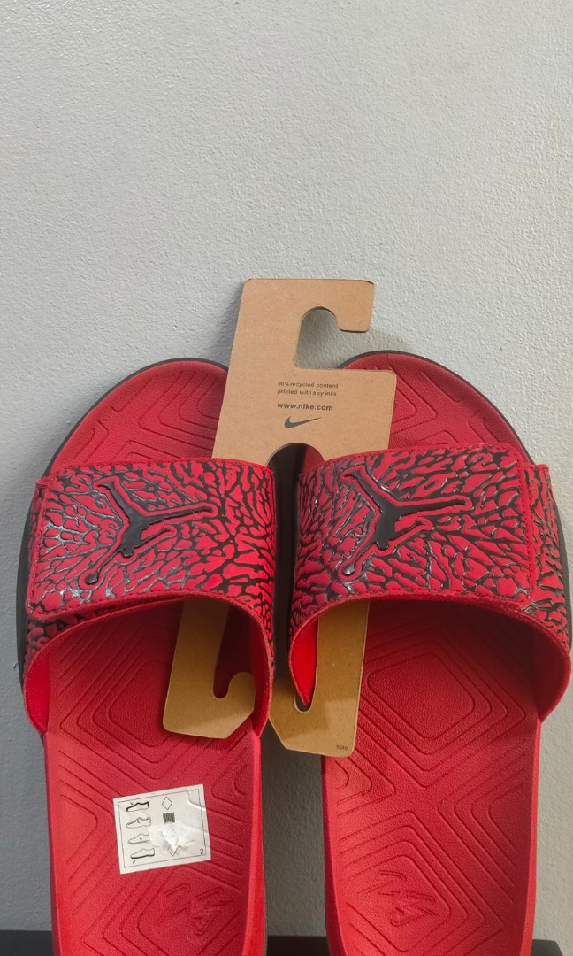 Red jordan hotsell slides mens